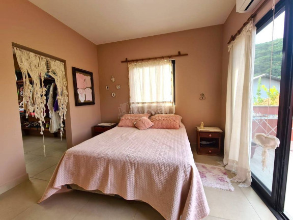 Imagem Apartamento com 6 Quartos à Venda, 165 m² em Mariscal - Bombinhas Imagem Apartamento com 6 Quartos à Venda, 165 m² em Mariscal - Bombinhas