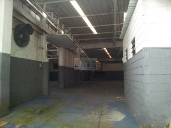 Imóvel Comercial à Venda, 1.084 m² em Bela Aliança - São Paulo