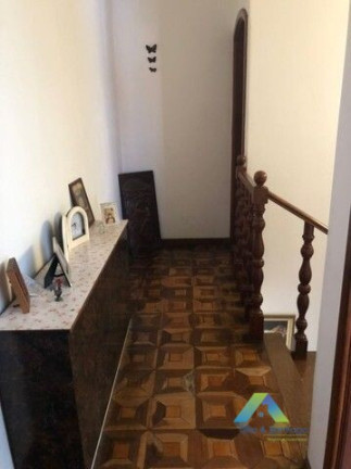 Imagem Sobrado com 4 Quartos à Venda, 214 m² em Parque Industriário - Santo André