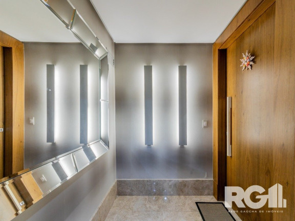 Imagem Apartamento com 3 Quartos à Venda, 245 m² em Moinhos De Vento - Porto Alegre Imagem Apartamento com 3 Quartos à Venda, 245 m² em Moinhos De Vento - Porto Alegre