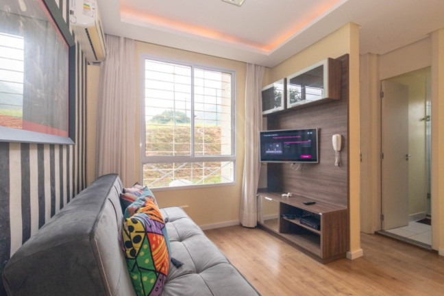 Imagem Apartamento com 2 Quartos à Venda, 45 m² em Morro Santana - Porto Alegre Imagem Apartamento com 2 Quartos à Venda, 45 m² em Morro Santana - Porto Alegre