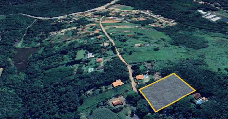 Terreno à Venda, 4.600 m² em Paruru - Ibiúna