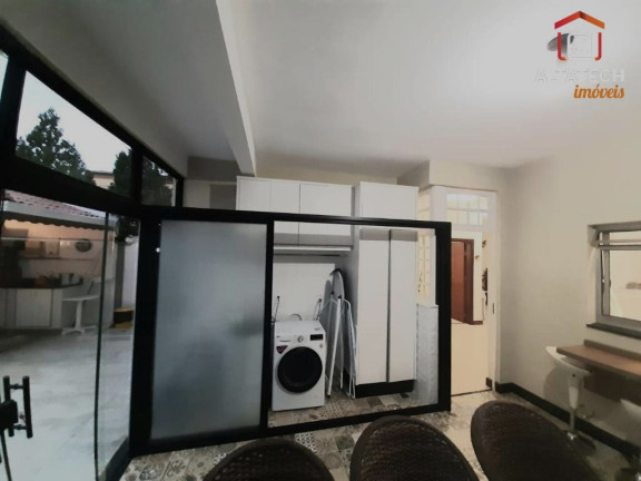 Imagem Casa com 3 Quartos à Venda, 210 m² em Jardim Centenário - Poços De Caldas