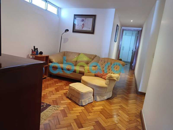 Imagem Apartamento com 3 Quartos à Venda, 220 m² em Copacabana - Rio De Janeiro