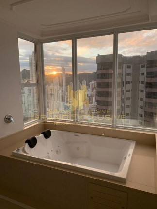 Imagem Apartamento com 4 Quartos à Venda, 317 m² em Centro - Balneário Camboriú Imagem Apartamento com 4 Quartos à Venda, 317 m² em Centro - Balneário Camboriú