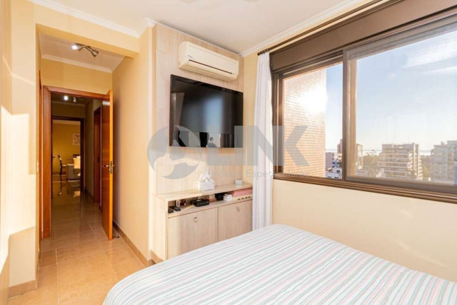 Imagem Apartamento com 3 Quartos à Venda, 103 m² em Menino Deus - Porto Alegre Imagem Apartamento com 3 Quartos à Venda, 103 m² em Menino Deus - Porto Alegre