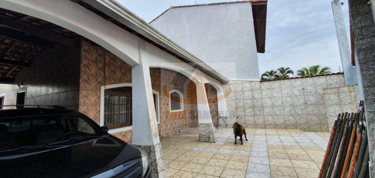 Casa com 4 Quartos à Venda, 180 m² em Jardim Suarão - Itanhaém