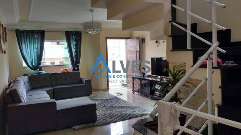 Imagem Casa com 4 Quartos à Venda, 245 m² em Parque Jaçatuba - Santo André