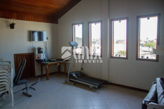 Imagem Casa com 5 Quartos à Venda, 500 m² em Parque Turf Club - Campos Dos Goytacazes