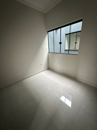 Imagem Casa com 3 Quartos à Venda, 80 m² em Champagnat - Maringa