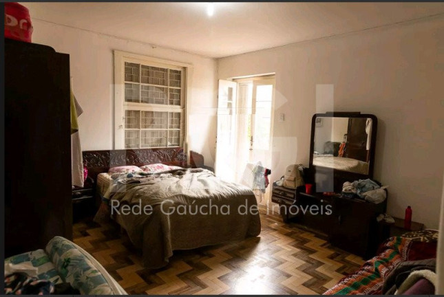 Imagem Casa com 4 Quartos à Venda ou Locação, 758 m² em Petrópolis - Porto Alegre