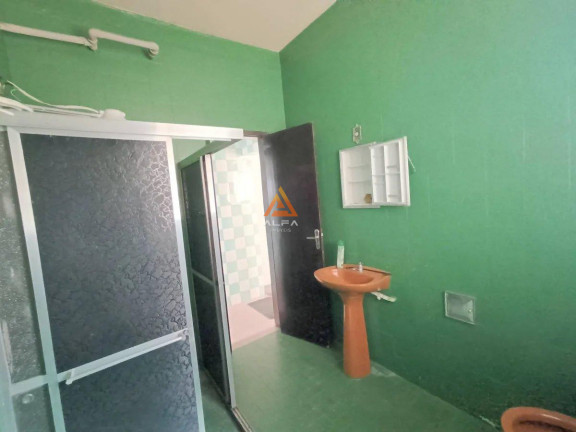 Imagem Casa com 3 Quartos para Alugar, 