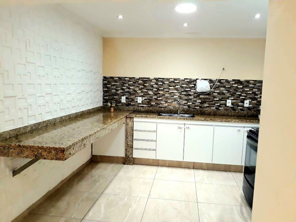 Imagem Casa com 4 Quartos à Venda, 196 m² em Golfe - Teresópolis Imagem Casa com 4 Quartos à Venda, 196 m² em Golfe - Teresópolis