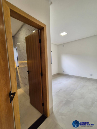 Imagem Casa com 3 Quartos à Venda, 225 m² em Cardoso - Aparecida De Goiânia Imagem Casa com 3 Quartos à Venda, 225 m² em Cardoso - Aparecida De Goiânia