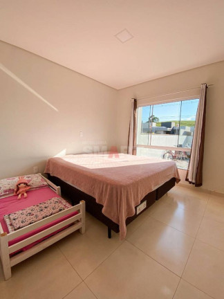 Imagem Casa com 2 Quartos à Venda, 63 m² em Bananal Do Sul - Guaramirim
