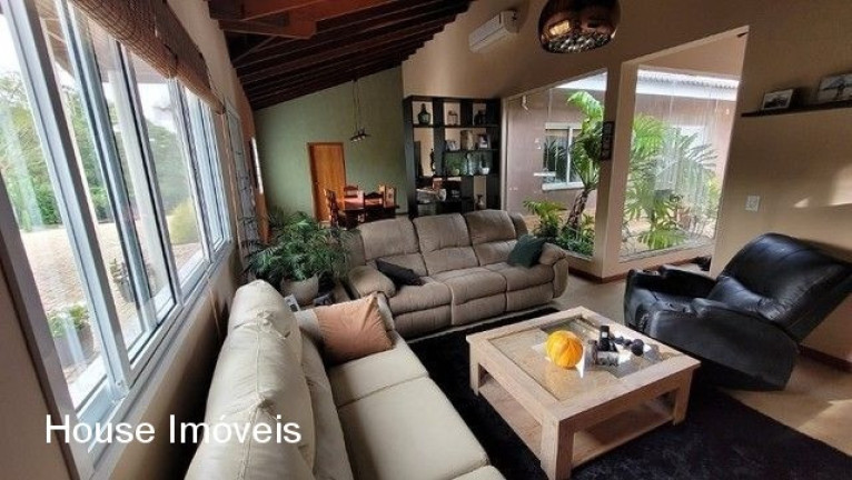 Imagem Casa com 2 Quartos à Venda, 850 m² em Residencial Dos Lagos - Itupeva