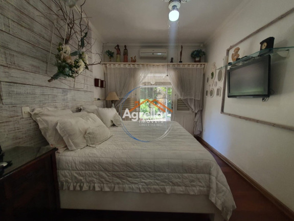 Imagem Imóvel com 4 Quartos à Venda, 380 m² em Chácara Ipê - Mogi Mirim Imagem Imóvel com 4 Quartos à Venda, 380 m² em Chácara Ipê - Mogi Mirim