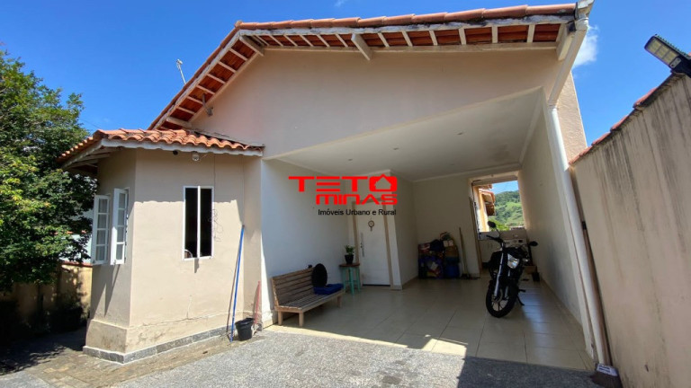 Imagem Casa com 4 Quartos à Venda, 218 m² em Sonda - São Lourenço