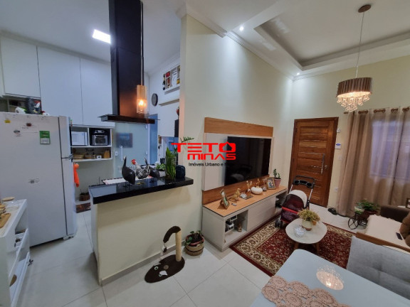 Imagem Casa com 4 Quartos à Venda, 135 m² em à 1000m Do Centro Da Cidade - São Lourenço