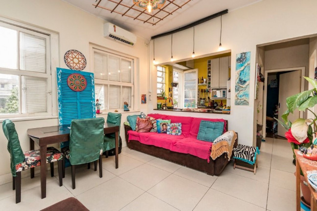 Imagem Imóvel com 2 Quartos à Venda, 54 m² em Santana - Porto Alegre Imagem Imóvel com 2 Quartos à Venda, 54 m² em Santana - Porto Alegre