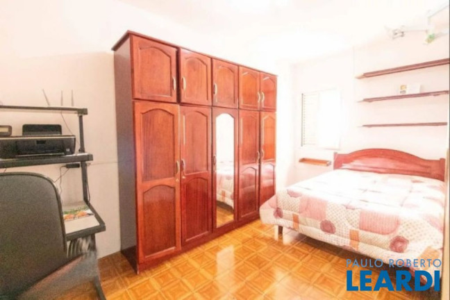 Imagem Sobrado com 4 Quartos à Venda, 150 m² em Vila Floresta - Santo André Imagem Sobrado com 4 Quartos à Venda, 150 m² em Vila Floresta - Santo André