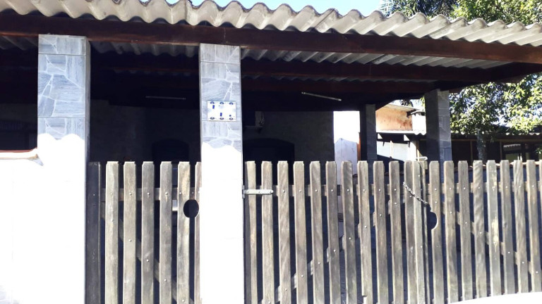 Imagem Casa com 3 Quartos à Venda, 250 m² em Balneário Vila Nova - Ilha Comprida Imagem Casa com 3 Quartos à Venda, 250 m² em Balneário Vila Nova - Ilha Comprida