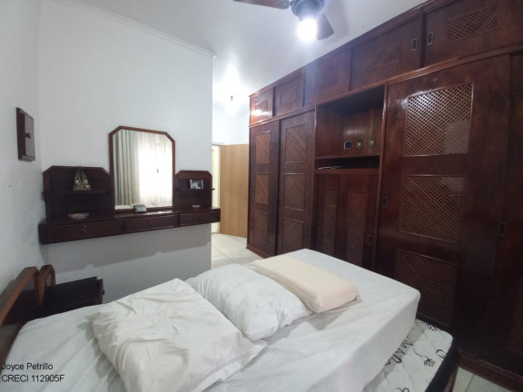 Imagem Sobrado com 6 Quartos à Venda,  em Balneário Três Marias - Peruíbe