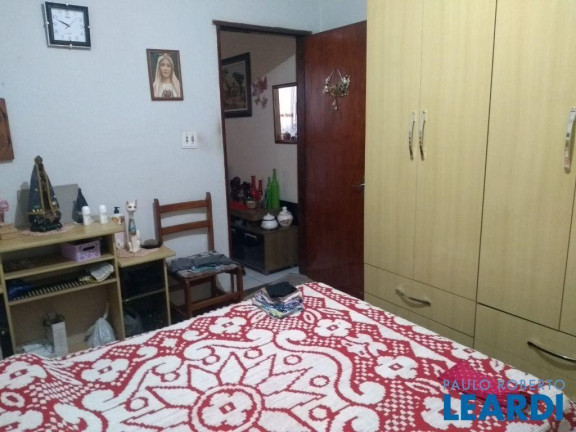 Imagem Casa com 2 Quartos à Venda, 200 m² em Vila Floresta - Santo André Imagem Casa com 2 Quartos à Venda, 200 m² em Vila Floresta - Santo André