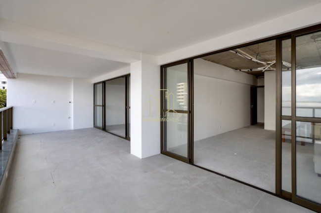 Imagem Imóvel com 3 Quartos à Venda, 155 m² em Barra - Salvador Imagem Imóvel com 3 Quartos à Venda, 155 m² em Barra - Salvador