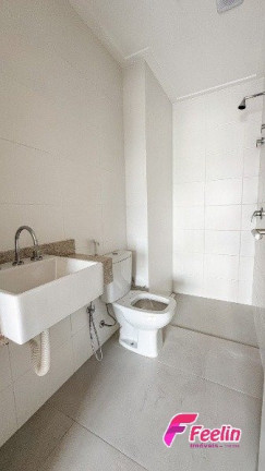 Imagem Apartamento com 2 Quartos à Venda, 73 m² em Centro - Florianópolis