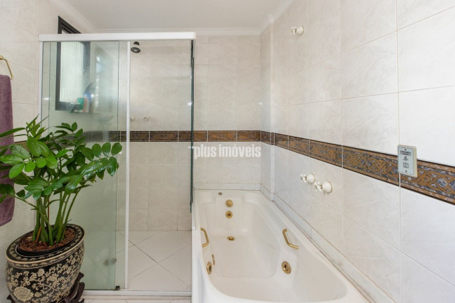 Imagem Apartamento com 4 Quartos à Venda, 255 m² em Moema - São Paulo Imagem Apartamento com 4 Quartos à Venda, 255 m² em Moema - São Paulo