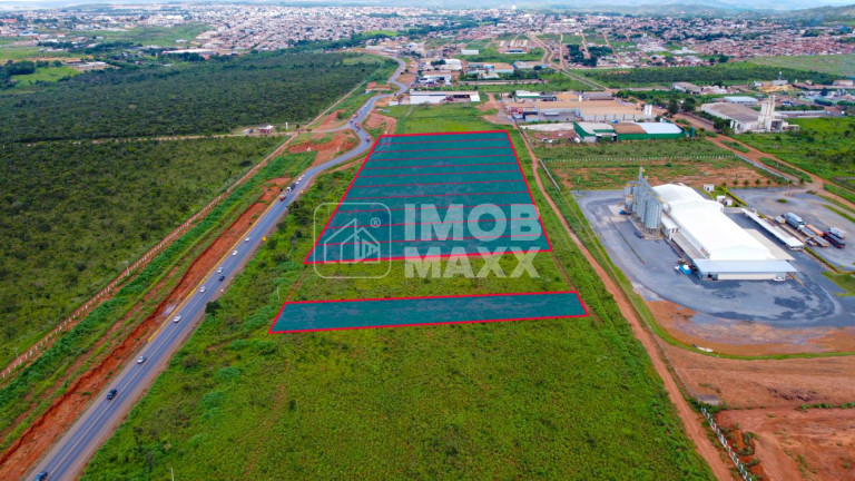 Imagem Terreno à Venda, 2.511 m² em 3º Setor Industrial - Formosa Imagem Terreno à Venda, 2.511 m² em 3º Setor Industrial - Formosa