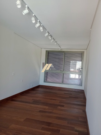 Imagem Imóvel com 3 Quartos à Venda, 257 m² em Cambuí - Campinas