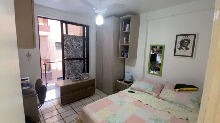 Imagem Apartamento com 3 Quartos à Venda, 200 m² em Algodoal - Cabo Frio