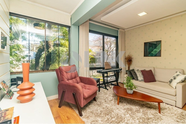 Imagem Apartamento com 1 Quarto à Venda, 51 m² em Petrópolis - Porto Alegre