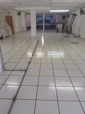 Imóvel Comercial para Alugar, 400 m² em Tremembé - São Paulo