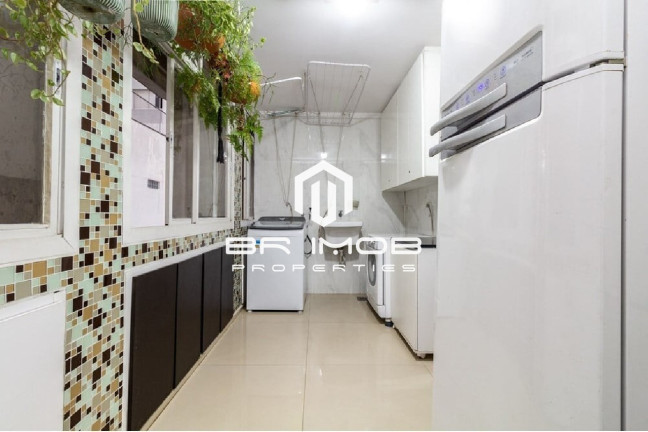 Imagem Imóvel com 3 Quartos à Venda, 141 m² em Sumaré - São Paulo Imagem Imóvel com 3 Quartos à Venda, 141 m² em Sumaré - São Paulo