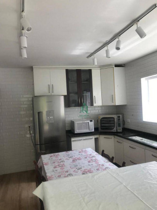 Imagem Casa com 3 Quartos à Venda, 198 m² em Jardim Pinhal - Guarulhos Imagem Casa com 3 Quartos à Venda, 198 m² em Jardim Pinhal - Guarulhos