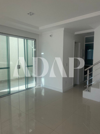 Imagem Casa com 3 Quartos à Venda, 200 m² em Recreio Dos Bandeirantes - Rio De Janeiro Imagem Casa com 3 Quartos à Venda, 200 m² em Recreio Dos Bandeirantes - Rio De Janeiro