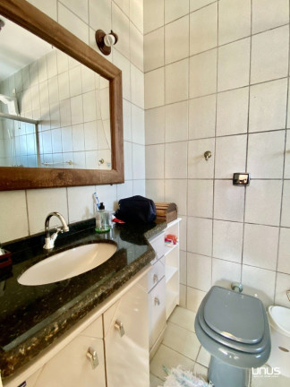 Imagem Casa com 5 Quartos à Venda, 420 m² em Coqueiros - Florianópolis Imagem Casa com 5 Quartos à Venda, 420 m² em Coqueiros - Florianópolis