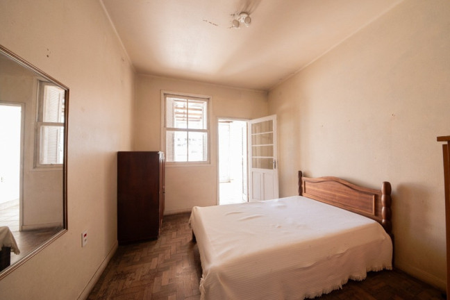 Imagem Casa com 3 Quartos à Venda, 156 m² em Petrópolis - Porto Alegre