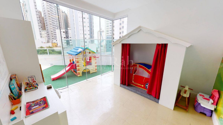 Imagem Apartamento com 3 Quartos à Venda, 134 m² em Centro - Balneário Camboriú Imagem Apartamento com 3 Quartos à Venda, 134 m² em Centro - Balneário Camboriú