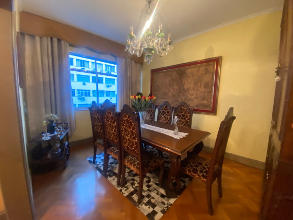 Imagem Imóvel com 3 Quartos à Venda, 182 m² em Copacabana - Rio De Janeiro Imagem Imóvel com 3 Quartos à Venda, 182 m² em Copacabana - Rio De Janeiro