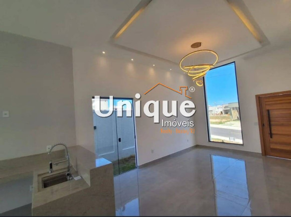 Imagem Casa com 3 Quartos à Venda, 252 m² em Nova São Pedro - São Pedro Da Aldeia