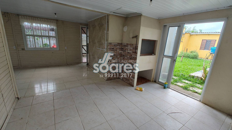 Imagem Casa com 4 Quartos à Venda, 144 m² em Laranjal - Pelotas
