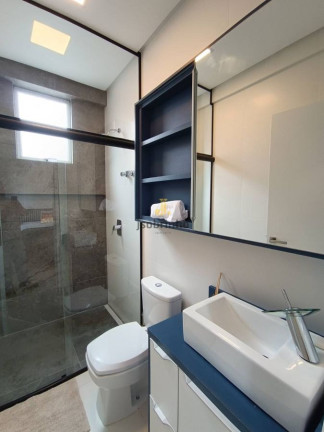 Imagem Apartamento com 3 Quartos para Temporada, 139 m² em Meia Praia - Itapema Imagem Apartamento com 3 Quartos para Temporada, 139 m² em Meia Praia - Itapema