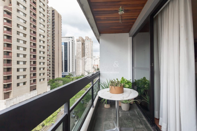 Imagem Apartamento com 3 Quartos à Venda, 118 m² em Itaim Bibi - São Paulo Imagem Apartamento com 3 Quartos à Venda, 118 m² em Itaim Bibi - São Paulo