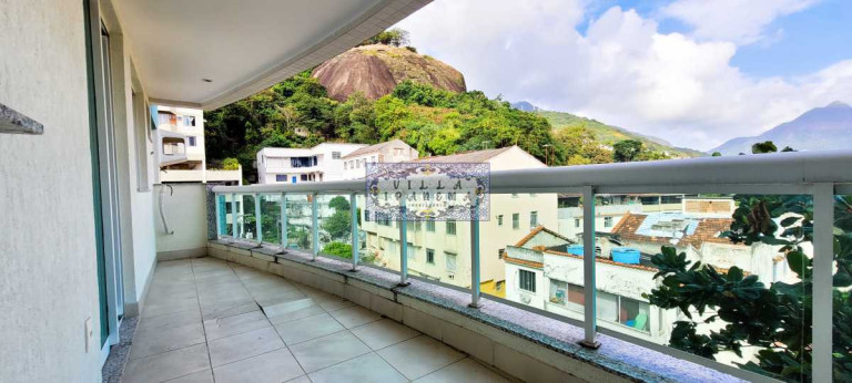 Apartamento com 2 Quartos à Venda, 73 m² em Tijuca - Rio De Janeiro