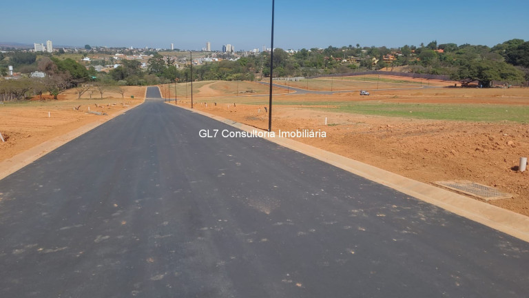 Imagem Terreno à Venda, 360 m² em Vila Inglesa - Indaiatuba Imagem Terreno à Venda, 360 m² em Vila Inglesa - Indaiatuba