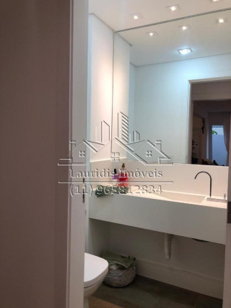 Imagem Imóvel com 3 Quartos à Venda, 234 m² em Alphaville - Santana De Parnaíba Imagem Imóvel com 3 Quartos à Venda, 234 m² em Alphaville - Santana De Parnaíba